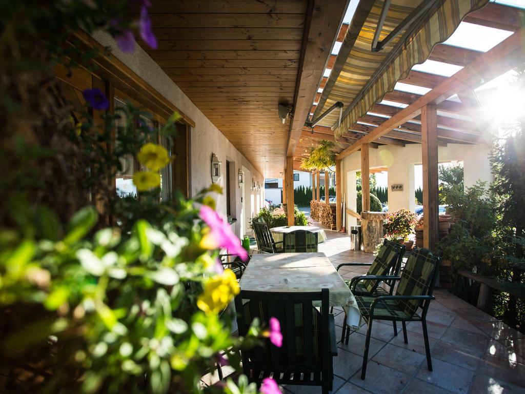 Landhotel Jaeger Top Wildermieming エクステリア 写真